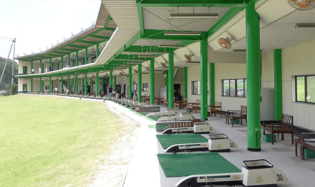 パルグリーンゴルフクラブ内のダンロップゴルフスクール