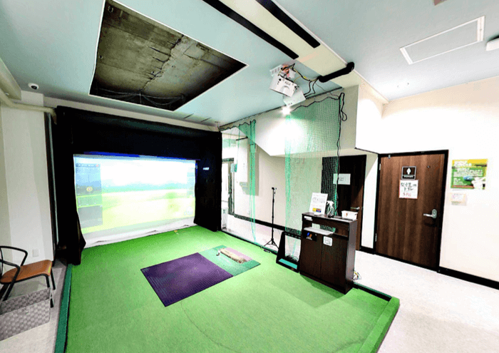 VZONEGOLF（北浦和ゴルフ内）