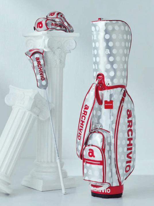 アルチビオ ドット柄エナメルキャディバッグ 2026年モデル