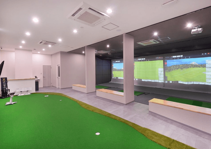 アールイーゴルフスクール ロイヤルラウンジ校