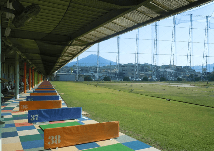 ルーツ福岡ゴルフアカデミー